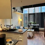 Large With Balcony - Downtown - Nearby Scandic Business Center Bus Stop 斯塔万格