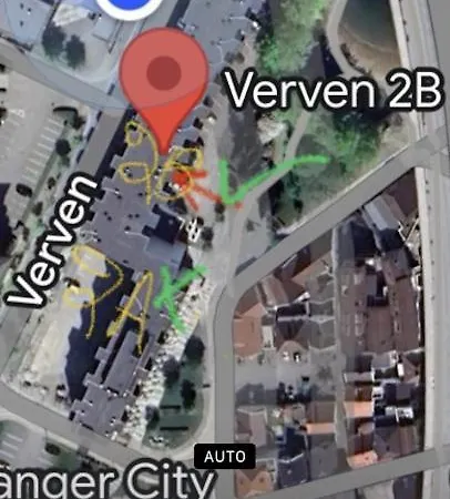 Homestay Large With Balcony - Downtown - Nearby Scandic Business Center Bus Stop