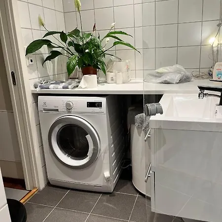 Large With Balcony - Downtown - Nearby Scandic Business Center Bus Stop Ubytování v soukromí *